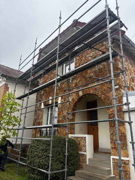 Réalisation toiture 125 - La Toiture Traditionnelle dans les Yvelines (78)
