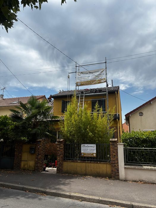 Réalisation toiture 192 - La Toiture Traditionnelle dans les Yvelines (78)